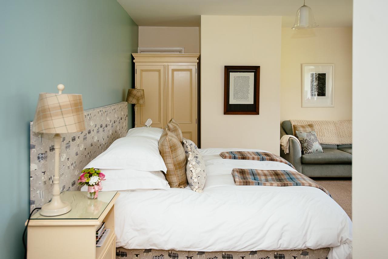Silsden Pickersgill Manor Farm Bed & Breakfast エクステリア 写真